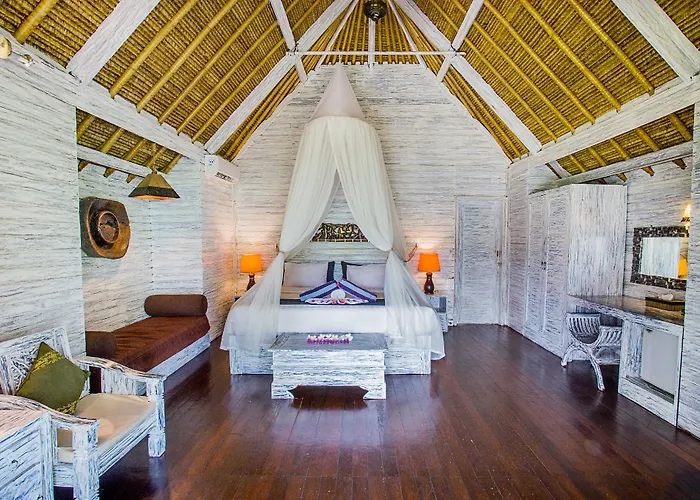The Palm Grove Hotel Nusa Lembongan
