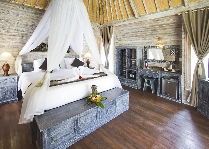 The Palm Grove 4*